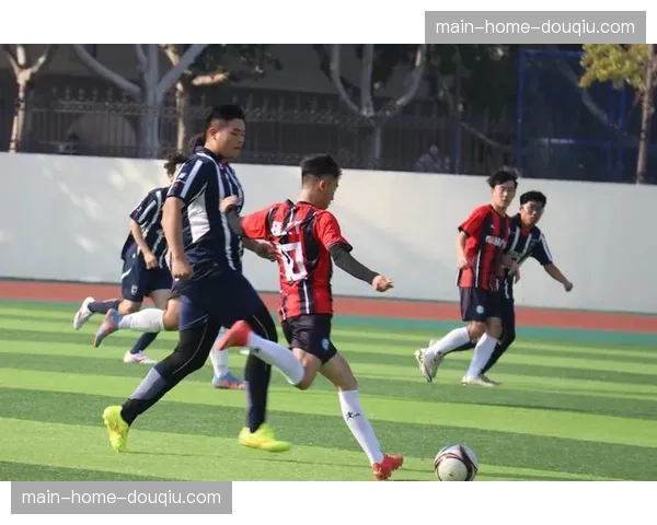 英超俱乐部联合推出“足球与数学”教育项目，进入超过200所小学